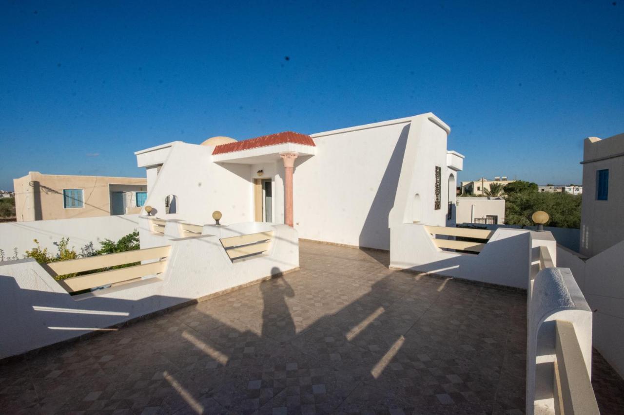 Villa Meublee Avec Piscine Et Abri De Voiture Erriadh Bagian luar foto